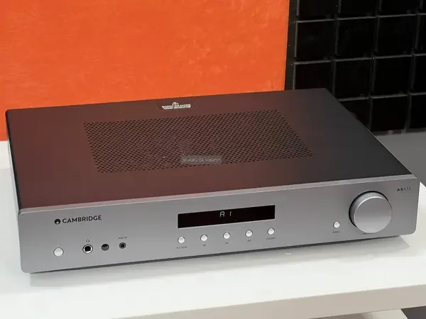 Cambridge Audio AXA35 sztereó erősítő