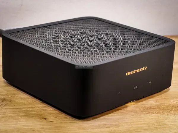 Marantz MODEL M1 sztereó erősítő