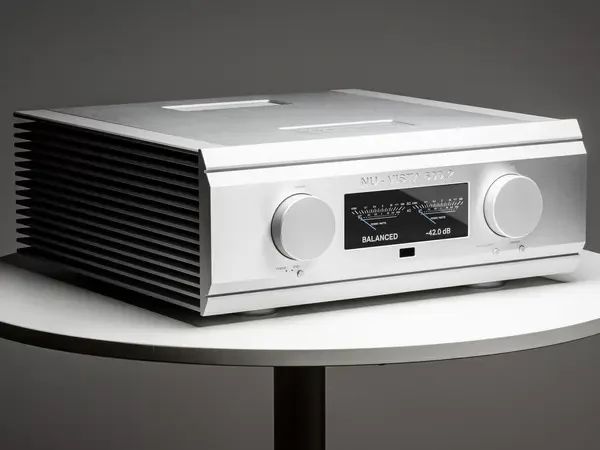 Musical Fidelity Nu-Vista 600.2 sztereó erősítő